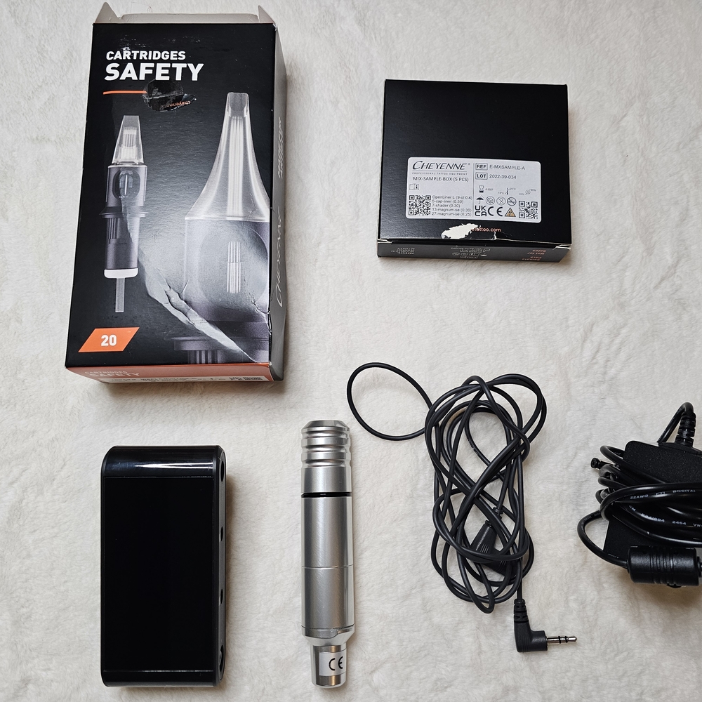 Cheyenne Tattoo Machine Kit with Cartridges